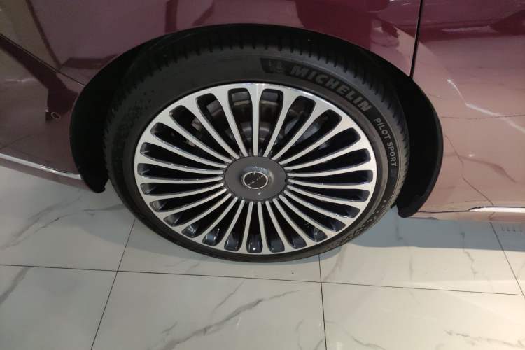 Used Hima Stelato S9 2024 All-Electric Ultra Four-Wheel-Drive Flagship Edition Right Rear Wheel Hub