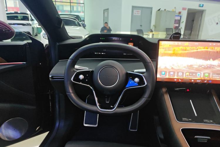 Used Hima Stelato S9 2024 All-Electric Max Rear-Drive Long-Range Version Steering Wheel