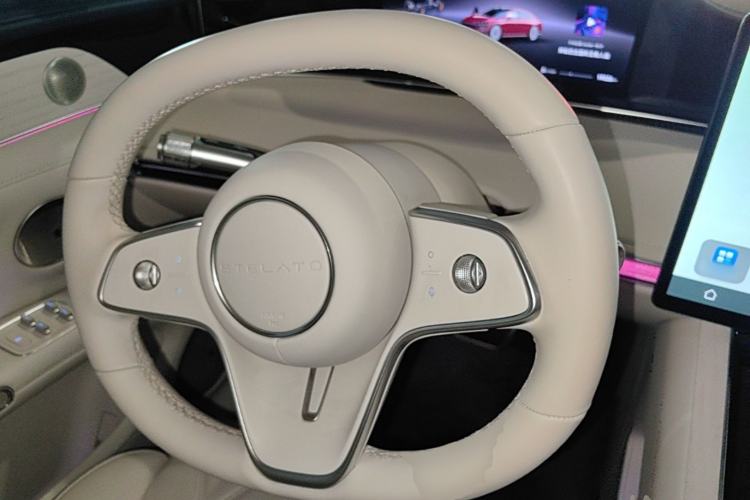 Used Hima Stelato S9 2024 All-Electric Ultra Four-Wheel-Drive Flagship Edition Steering Wheel