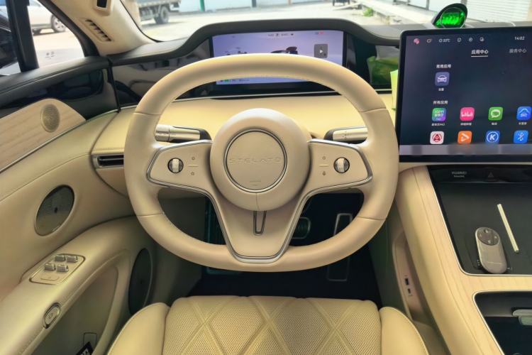 Used Hima Stelato S9 2024 All-Electric Ultra Four-Wheel-Drive Flagship Edition Steering Wheel