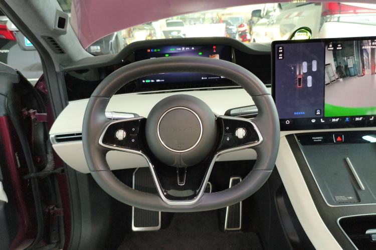 Used Hima Stelato S9 2024 All-Electric Ultra Four-Wheel-Drive Flagship Edition Steering Wheel