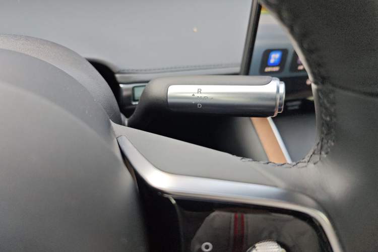 Used Hima Stelato S9 2024 All-Electric Ultra Four-Wheel-Drive Flagship Edition Gear Lever