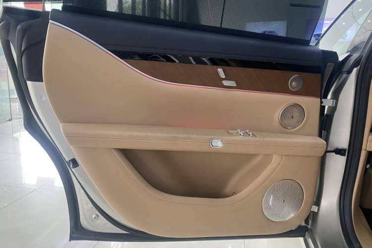 Used Hima Stelato S9 2024 All-Electric Ultra Four-Wheel-Drive Flagship Edition Interior 10