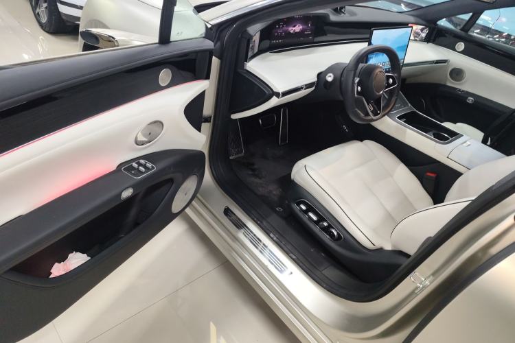 Used Hima Stelato S9 2024 All-Electric Ultra Four-Wheel-Drive Flagship Edition Interior 3