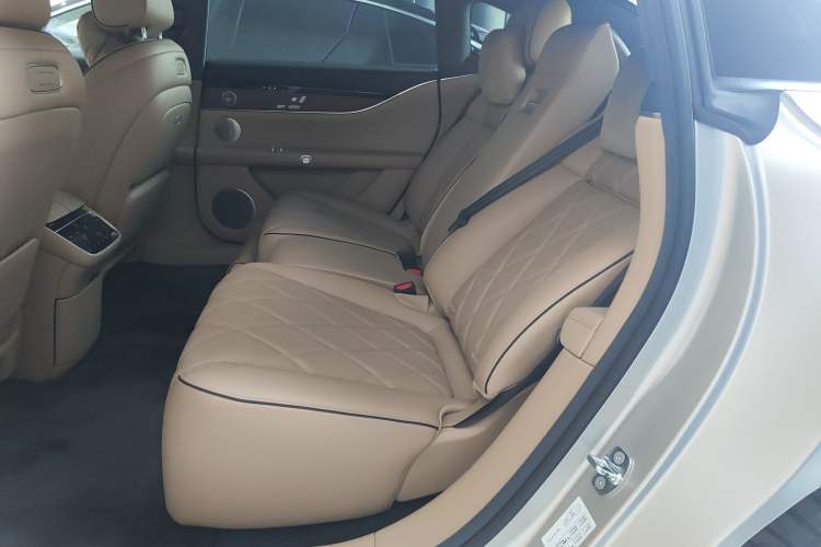 Used Hima Stelato S9 2024 All-Electric Ultra Four-Wheel-Drive Flagship Edition Interior 4