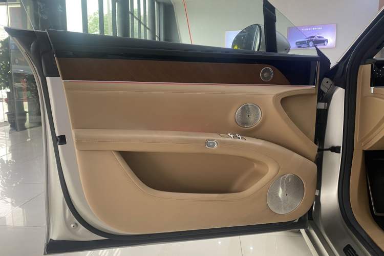 Used Hima Stelato S9 2024 All-Electric Ultra Four-Wheel-Drive Flagship Edition Interior 9