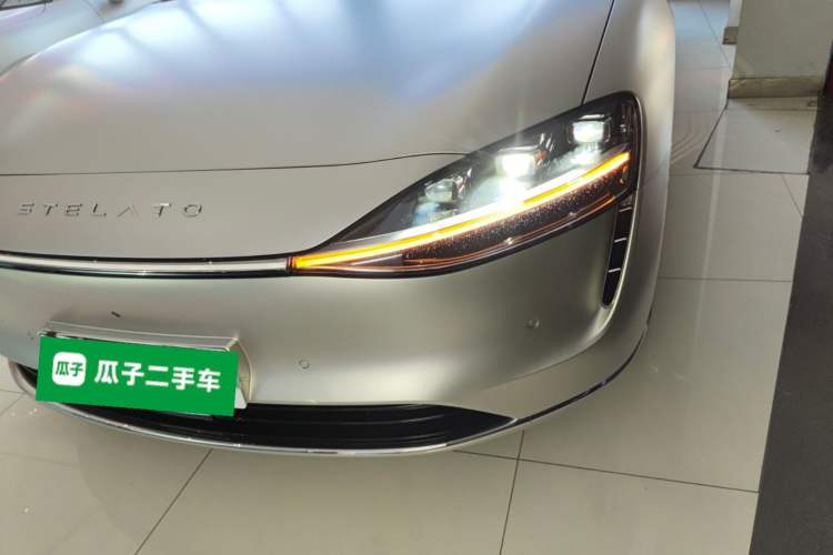 Used Hima Stelato S9 2024 All-Electric Ultra Four-Wheel-Drive Flagship Edition Left Front Headlight