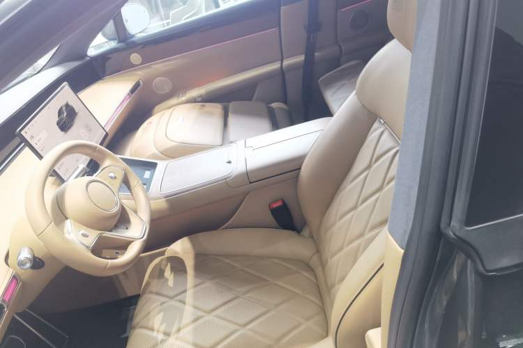 Used Hima Stelato S9 2024 All-Electric Ultra Four-Wheel-Drive Flagship Edition Left Front Seat
