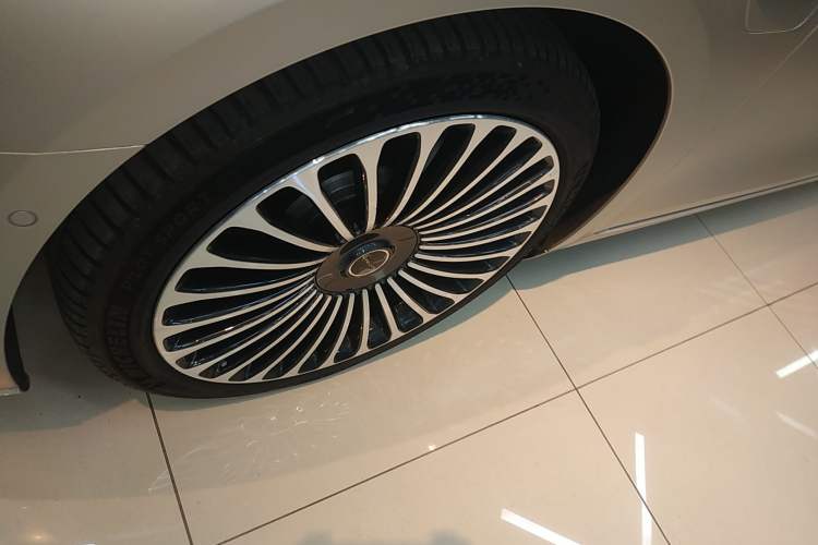 Used Hima Stelato S9 2024 All-Electric Ultra Four-Wheel-Drive Flagship Edition Left Front Wheel Hub