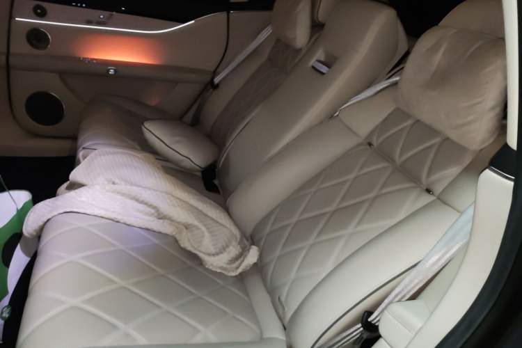 Used Hima Stelato S9 2024 All-Electric Ultra Four-Wheel-Drive Flagship Edition Left Rear Seat