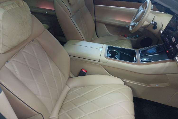 Used Hima Stelato S9 2024 All-Electric Ultra Four-Wheel-Drive Flagship Edition Right Front Seat