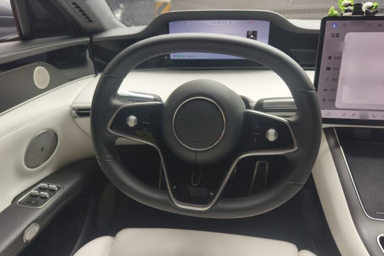 Used Hima Stelato S9 2024 All-Electric Ultra Four-Wheel-Drive Flagship Edition Steering Wheel