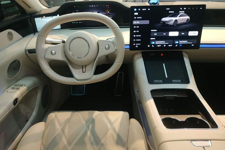 Used Hima Stelato S9 2024 All-Electric Ultra Four-Wheel-Drive Flagship Edition Steering Wheel