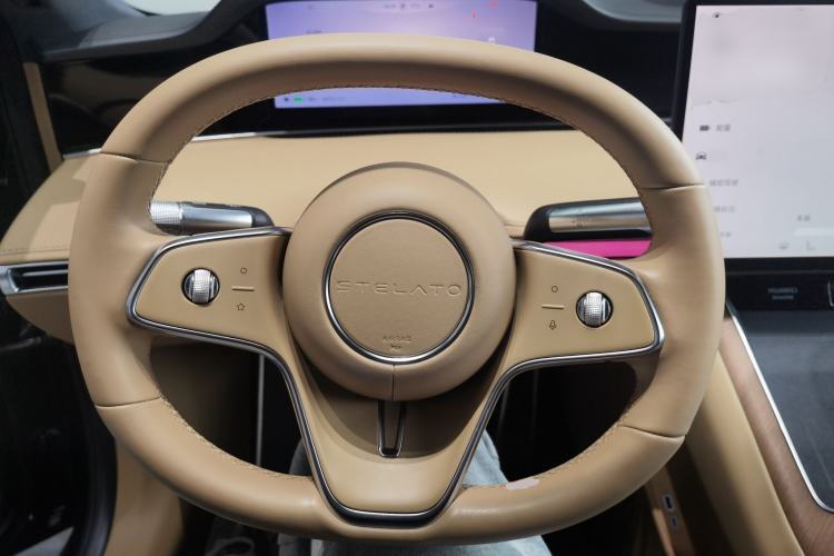 Used Hima Stelato S9 2024 All-Electric Ultra Four-Wheel-Drive Flagship Edition Steering Wheel