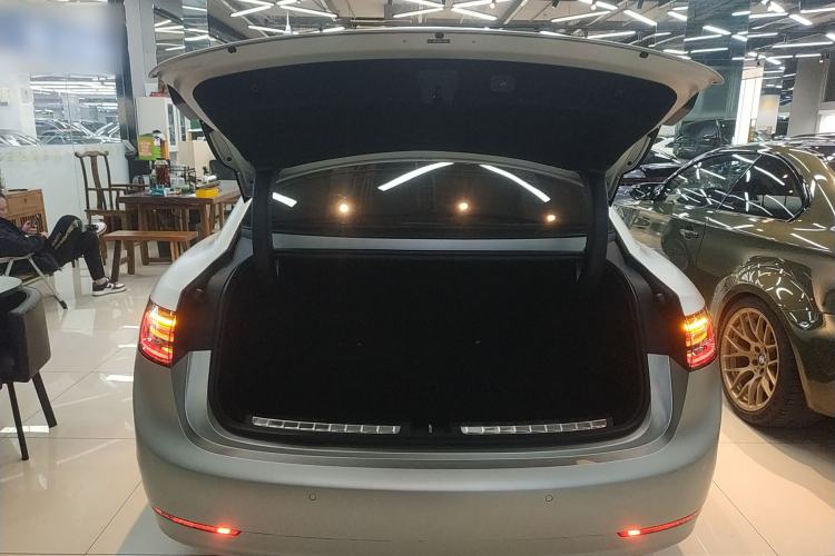 Used Hima Stelato S9 2024 All-Electric Ultra Four-Wheel-Drive Flagship Edition Trunk