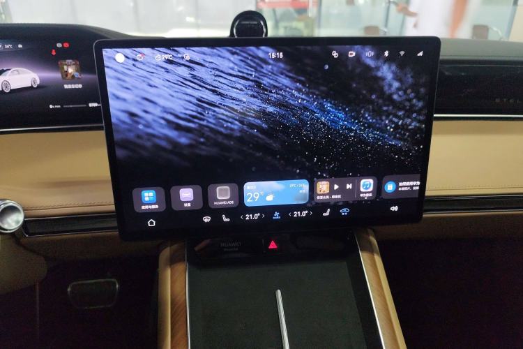Used Hima Stelato S9 2024 All-Electric Ultra Four-Wheel-Drive Flagship Edition Audio And AC Panel