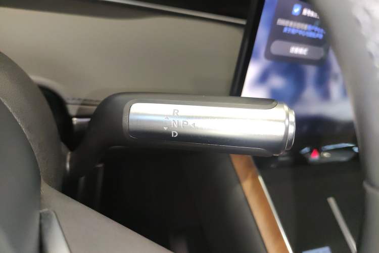 Used Hima Stelato S9 2024 All-Electric Ultra Four-Wheel-Drive Flagship Edition Gear Lever