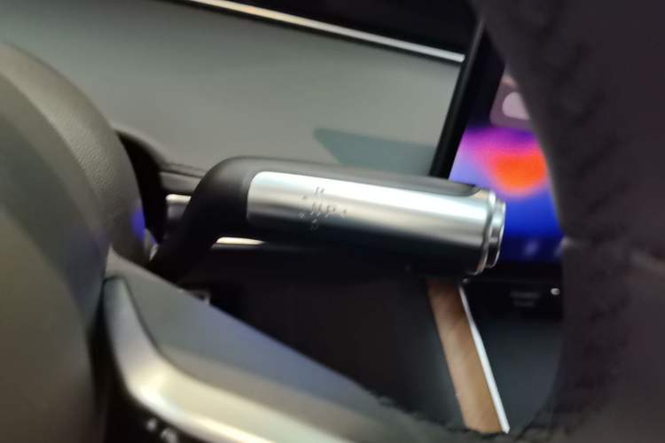 Used Hima Stelato S9 2024 All-Electric Ultra Four-Wheel-Drive Flagship Edition Gear Lever