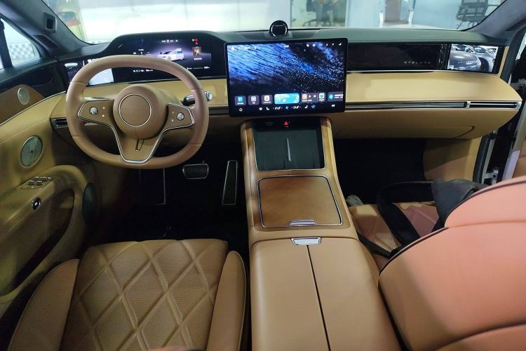 Used Hima Stelato S9 2024 All-Electric Ultra Four-Wheel-Drive Flagship Edition Interior 2