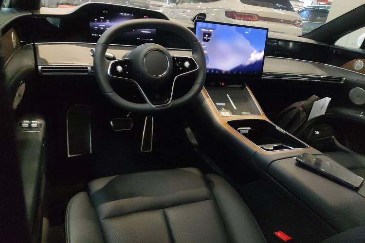 Used Hima Stelato S9 2024 All-Electric Ultra Four-Wheel-Drive Flagship Edition Interior 2