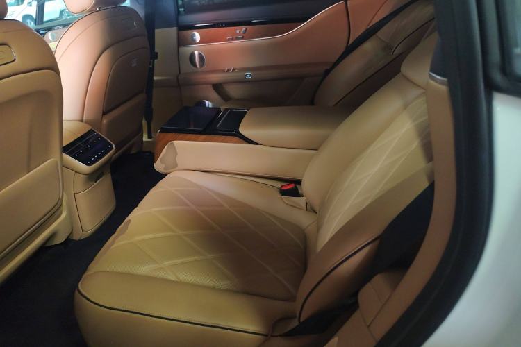 Used Hima Stelato S9 2024 All-Electric Ultra Four-Wheel-Drive Flagship Edition Interior 4