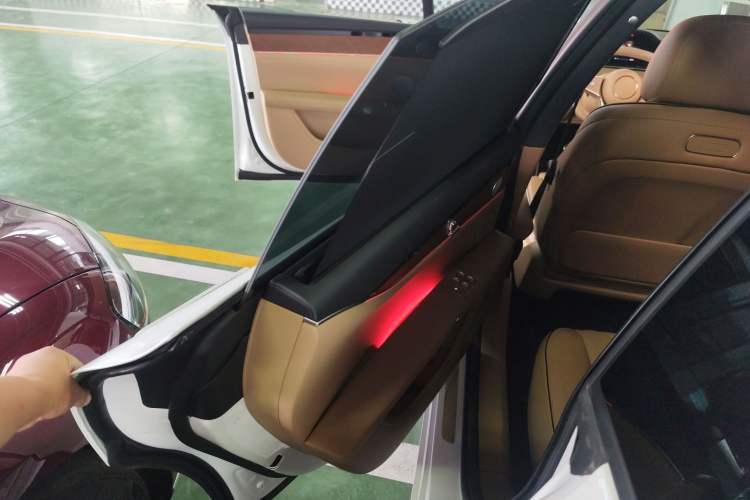 Used Hima Stelato S9 2024 All-Electric Ultra Four-Wheel-Drive Flagship Edition Interior 8