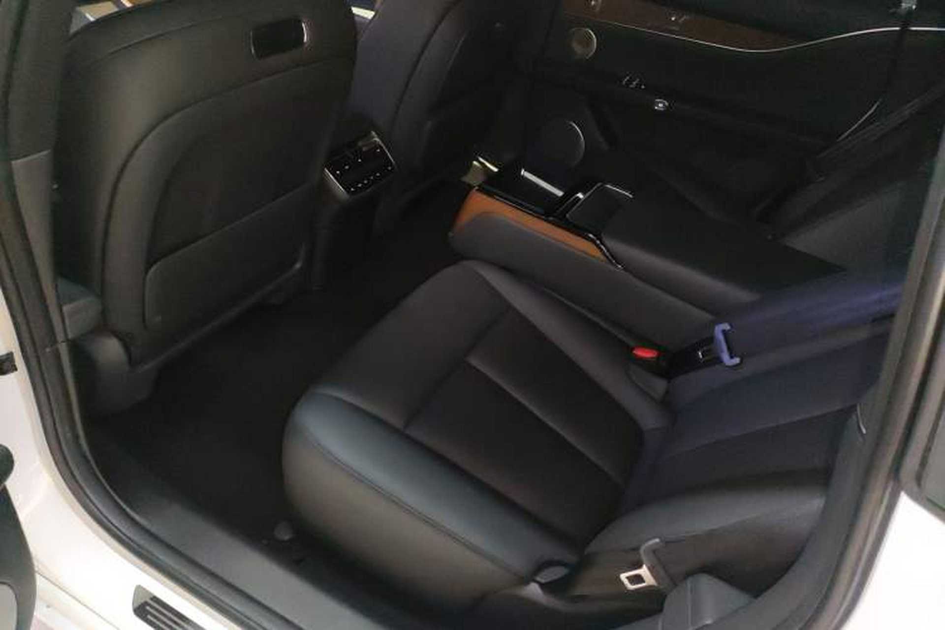 Used Hima Stelato S9 2024 All-Electric Ultra Four-Wheel-Drive Flagship Edition Left Rear Seat