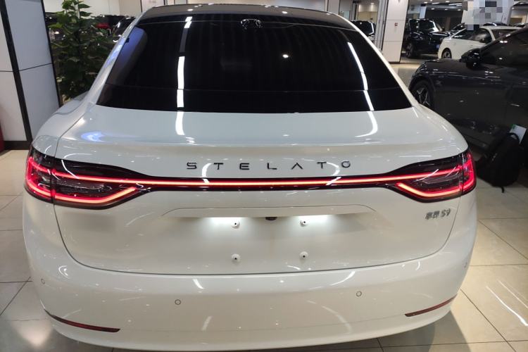 Used Hima Stelato S9 2024 All-Electric Ultra Four-Wheel-Drive Flagship Edition Rear