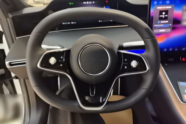 Used Hima Stelato S9 2024 All-Electric Ultra Four-Wheel-Drive Flagship Edition Steering Wheel