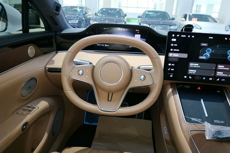Used Hima Stelato S9 2024 All-Electric Ultra Four-Wheel-Drive Flagship Edition Steering Wheel