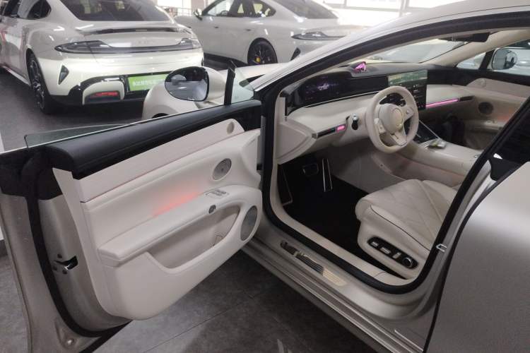 Used Hima Stelato S9 2024 All-Electric Ultra Four-Wheel-Drive Flagship Edition Driver Seat