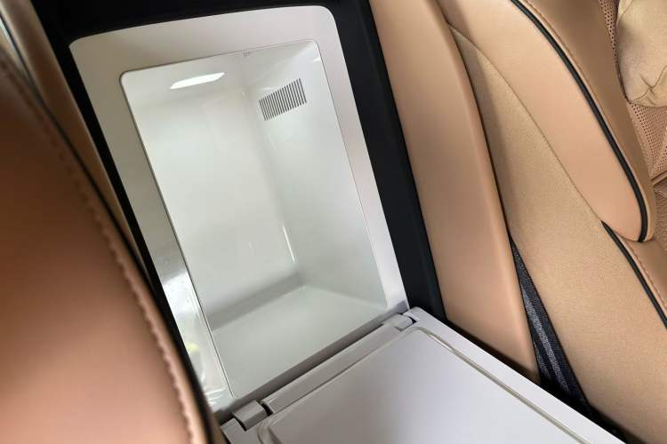 Used Hima Stelato S9 2024 All-Electric Ultra Four-Wheel-Drive Flagship Edition Exterior 4