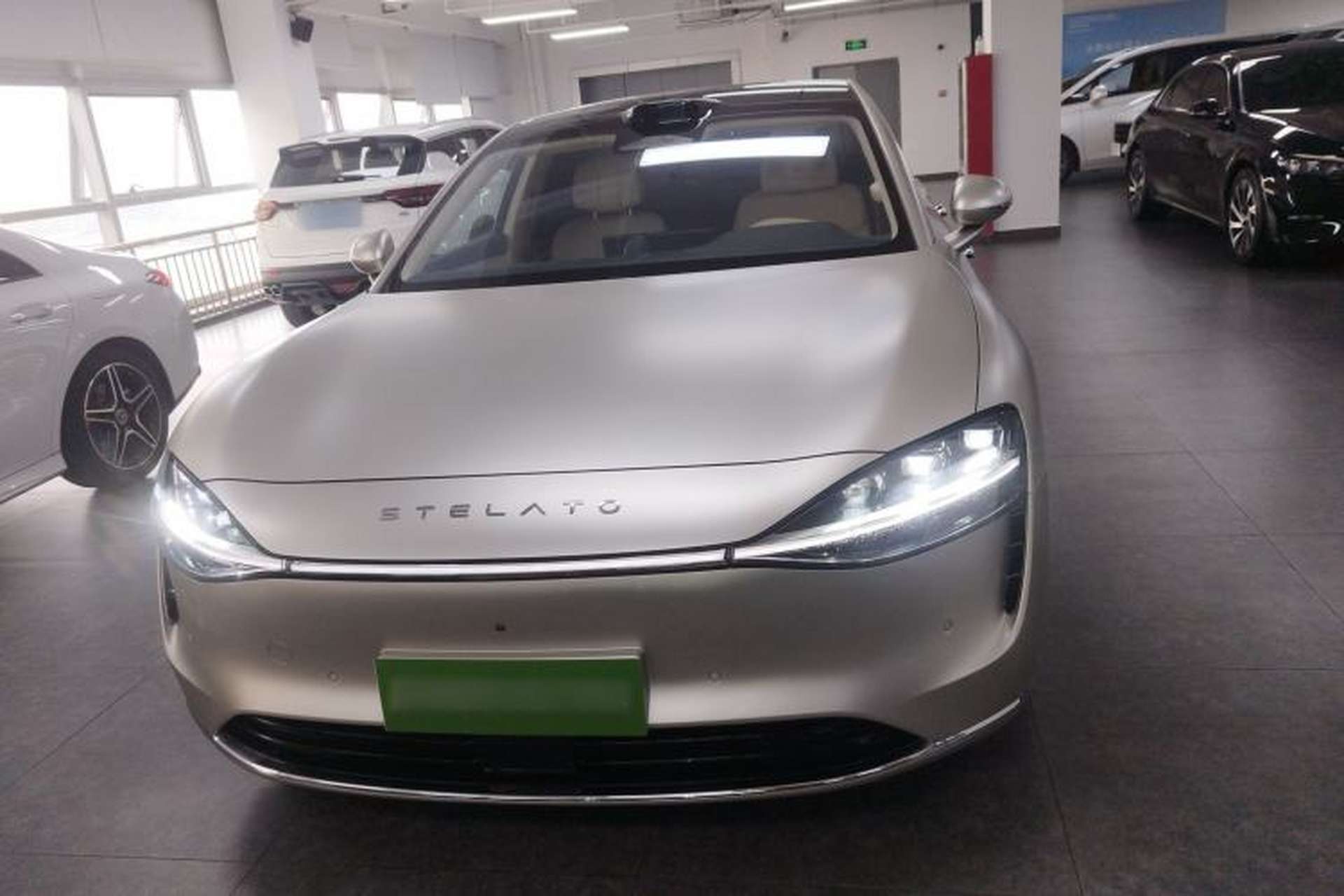 Used Hima Stelato S9 2024 All-Electric Ultra Four-Wheel-Drive Flagship Edition Front