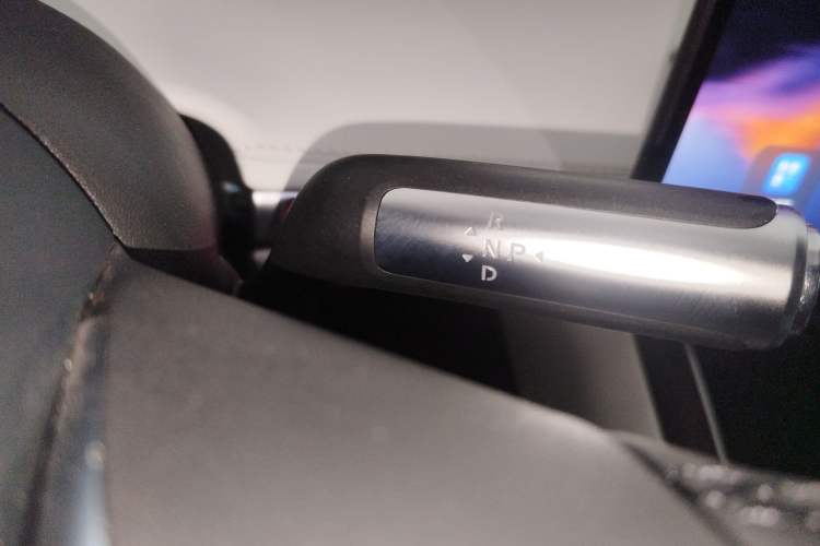 Used Hima Stelato S9 2024 All-Electric Ultra Four-Wheel-Drive Flagship Edition Gear Lever
