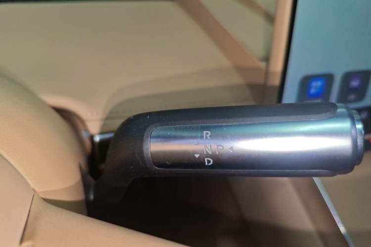 Used Hima Stelato S9 2024 All-Electric Ultra Four-Wheel-Drive Flagship Edition Gear Lever
