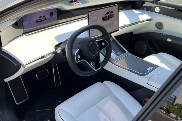 Used Hima Stelato S9 2024 All-Electric Ultra Four-Wheel-Drive Flagship Edition Interior 1