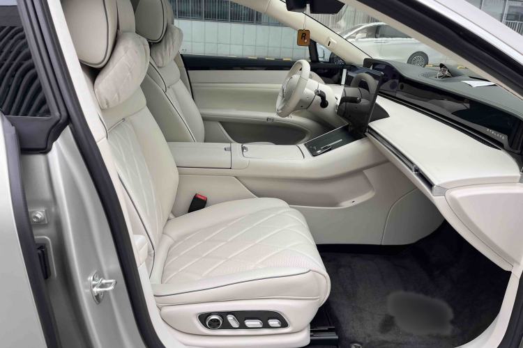 Used Hima Stelato S9 2024 All-Electric Ultra Four-Wheel-Drive Flagship Edition Interior 13