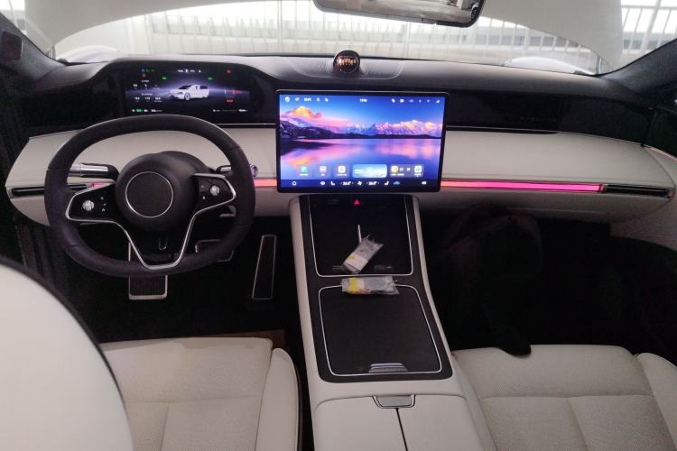 Used Hima Stelato S9 2024 All-Electric Ultra Four-Wheel-Drive Flagship Edition Interior 2