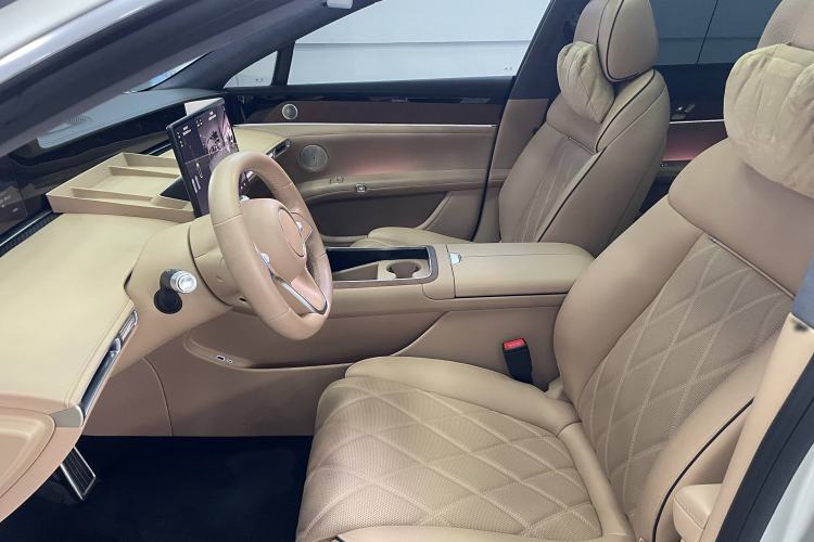 Used Hima Stelato S9 2024 All-Electric Ultra Four-Wheel-Drive Flagship Edition Interior 2