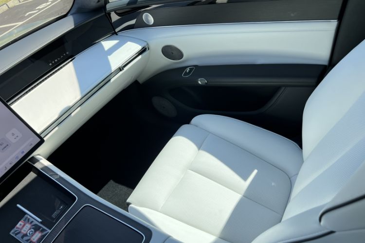 Used Hima Stelato S9 2024 All-Electric Ultra Four-Wheel-Drive Flagship Edition Interior 3