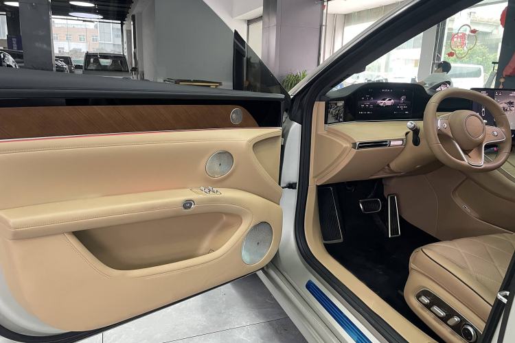 Used Hima Stelato S9 2024 All-Electric Ultra Four-Wheel-Drive Flagship Edition Interior 3