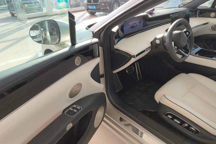 Used Hima Stelato S9 2024 All-Electric Ultra Four-Wheel-Drive Flagship Edition Interior 3