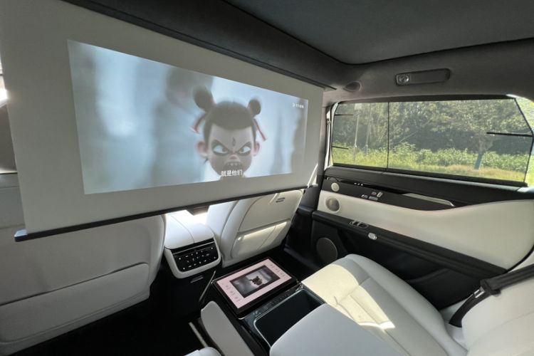 Used Hima Stelato S9 2024 All-Electric Ultra Four-Wheel-Drive Flagship Edition Interior 4