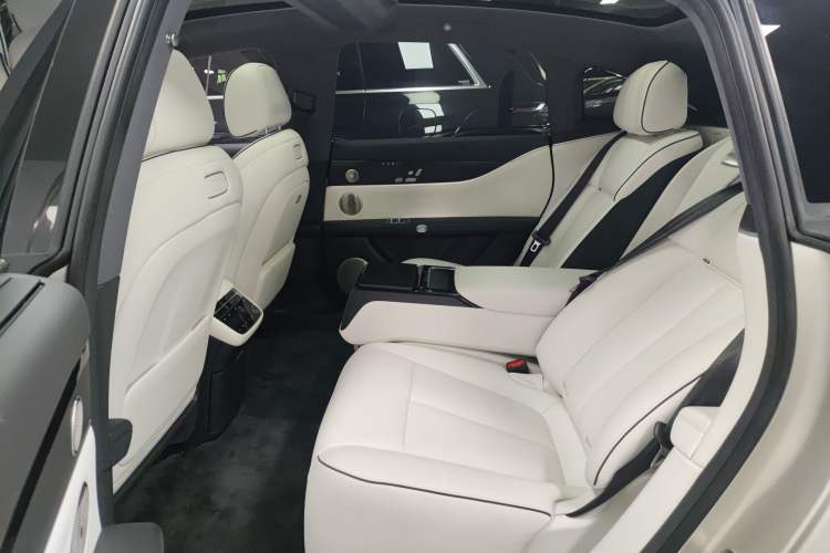 Used Hima Stelato S9 2024 All-Electric Ultra Four-Wheel-Drive Flagship Edition Interior 4