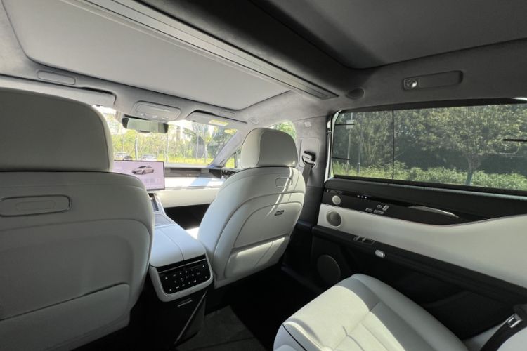 Used Hima Stelato S9 2024 All-Electric Ultra Four-Wheel-Drive Flagship Edition Interior 8
