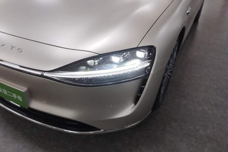 Used Hima Stelato S9 2024 All-Electric Ultra Four-Wheel-Drive Flagship Edition Left Front Headlight