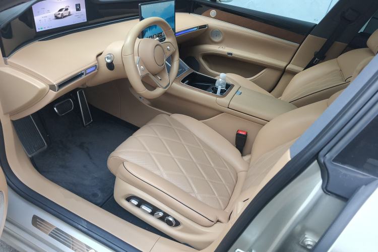 Used Hima Stelato S9 2024 All-Electric Ultra Four-Wheel-Drive Flagship Edition Left Front Seat