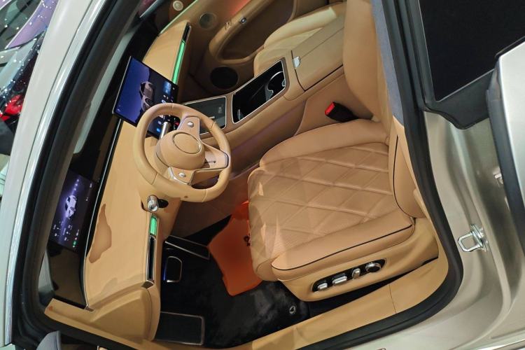 Used Hima Stelato S9 2024 All-Electric Ultra Four-Wheel-Drive Flagship Edition Left Front Seat