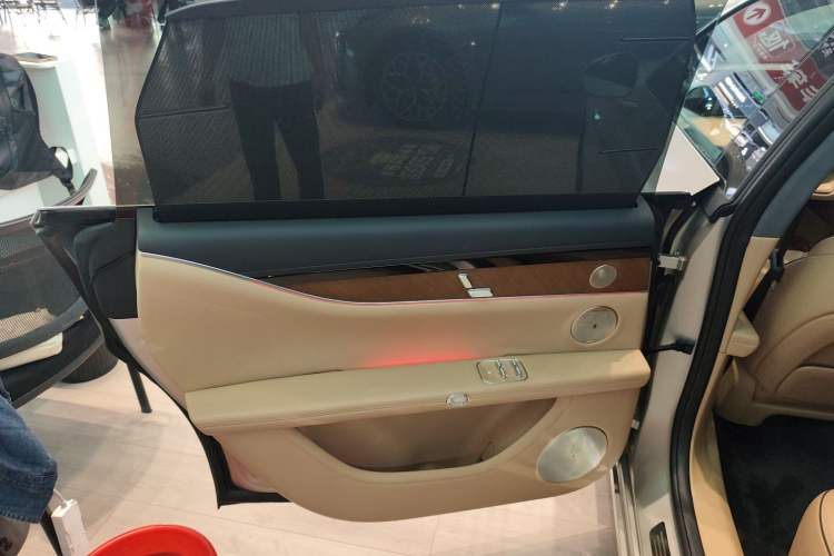 Used Hima Stelato S9 2024 All-Electric Ultra Four-Wheel-Drive Flagship Edition Left Rear Door Interior