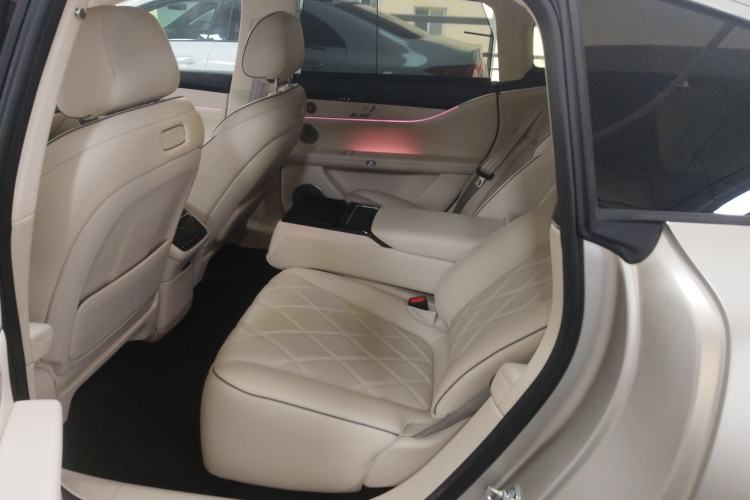 Used Hima Stelato S9 2024 All-Electric Ultra Four-Wheel-Drive Flagship Edition Left Rear Seat
